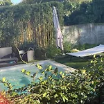 Les Cedres Piscine Nature Fabrègues